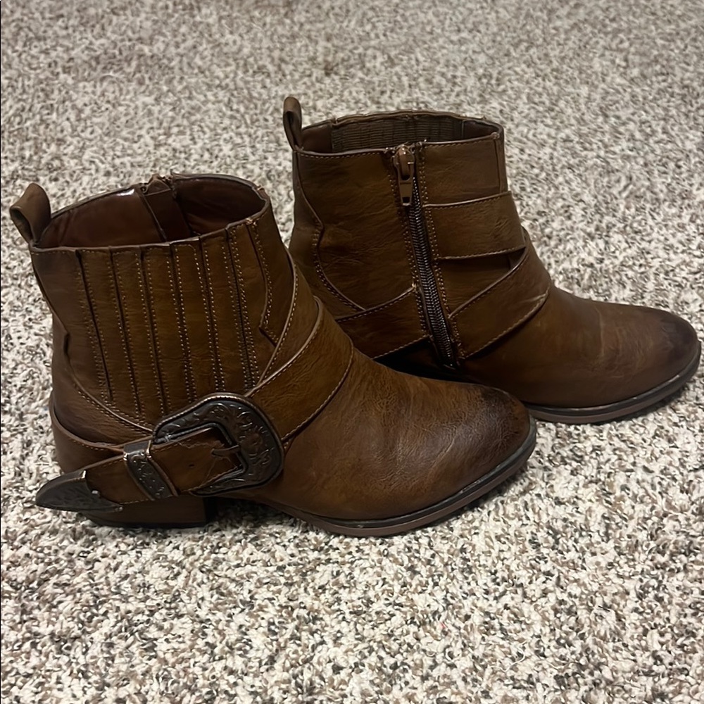 Pierre Dumas Chestnut Ankle Boots with Buckle